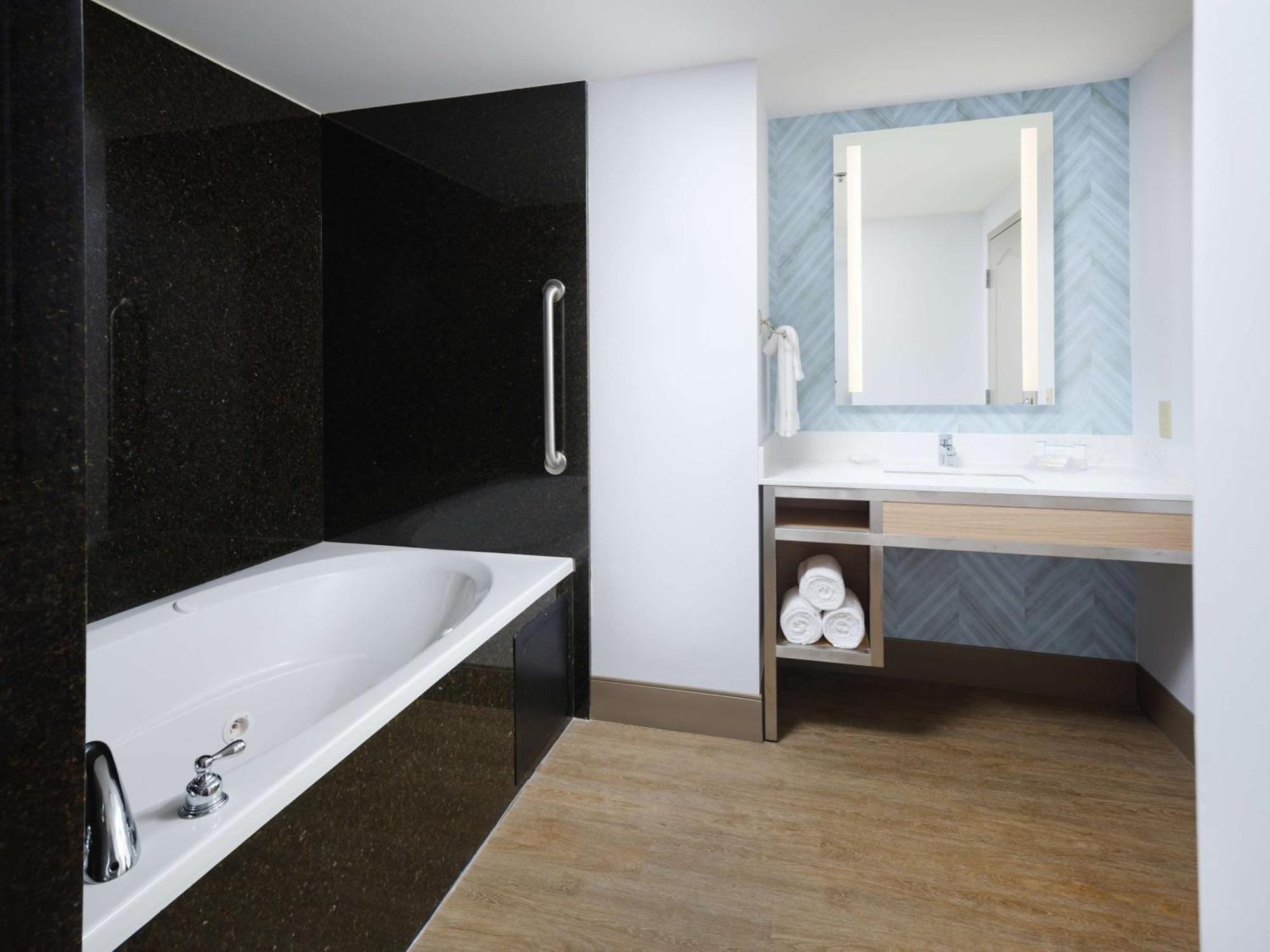 Hilton Garden Inn Atlanta Nw/Kennesaw-Town Center Экстерьер фото